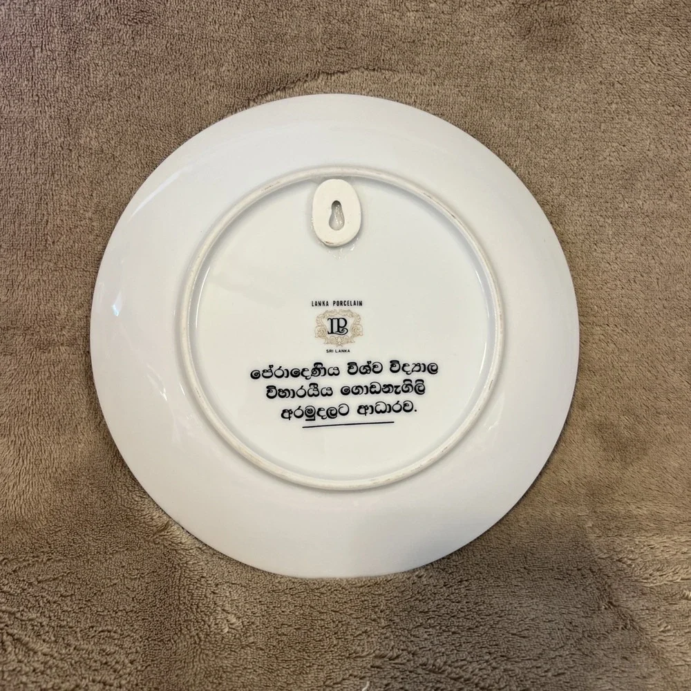 Lanka Porcelain Co Buddhist Monk Sivali 8
